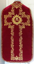 Red Roman Vestment 8378